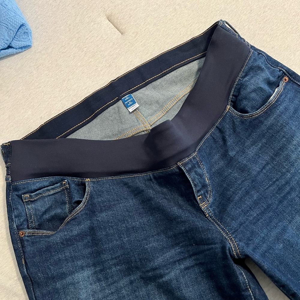 Old Navy Maternity Dark Wash Jeans